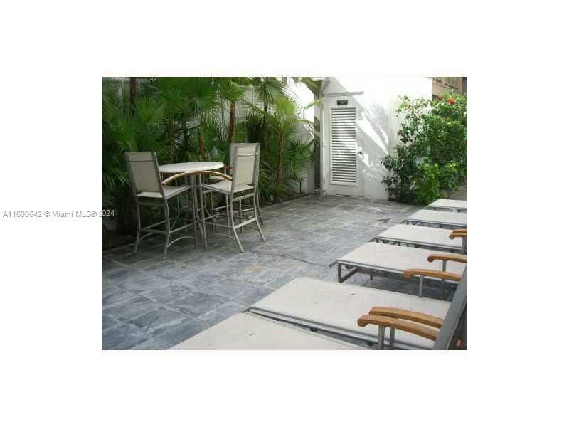 234 NE 3 ST # 1809