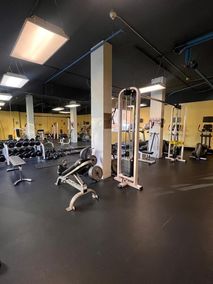 150 SE 25 RD # 4L