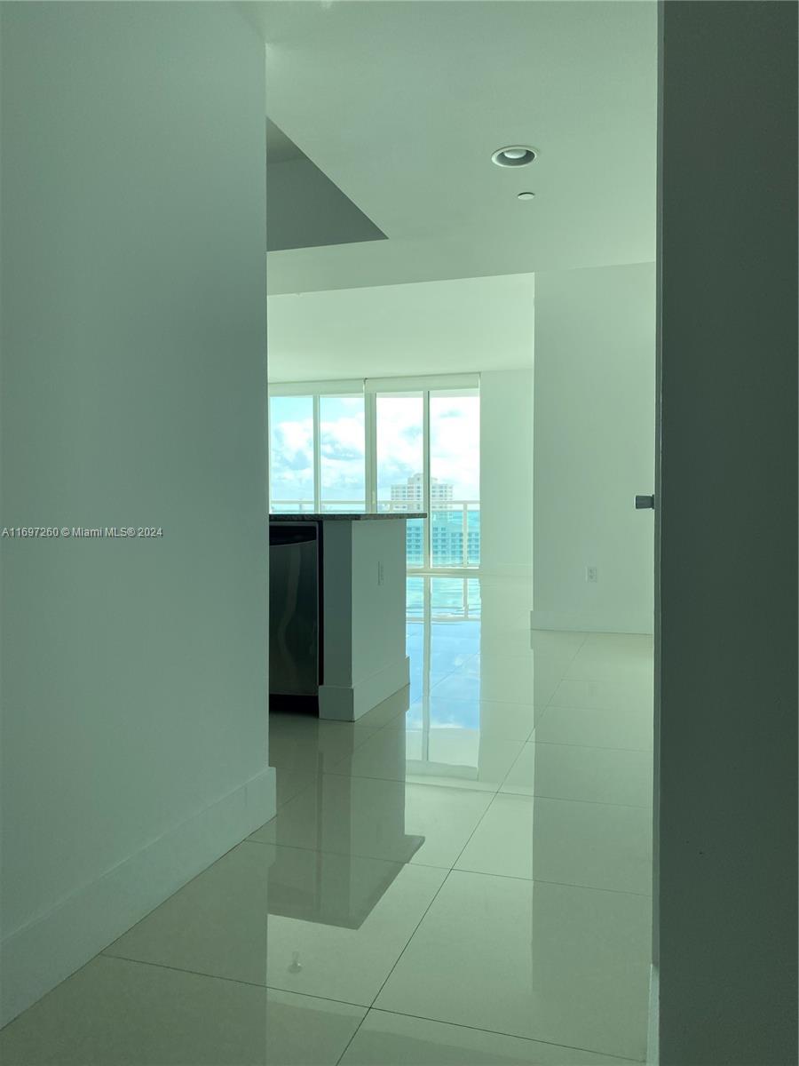 950 BRICKELL BAY DR # 2410