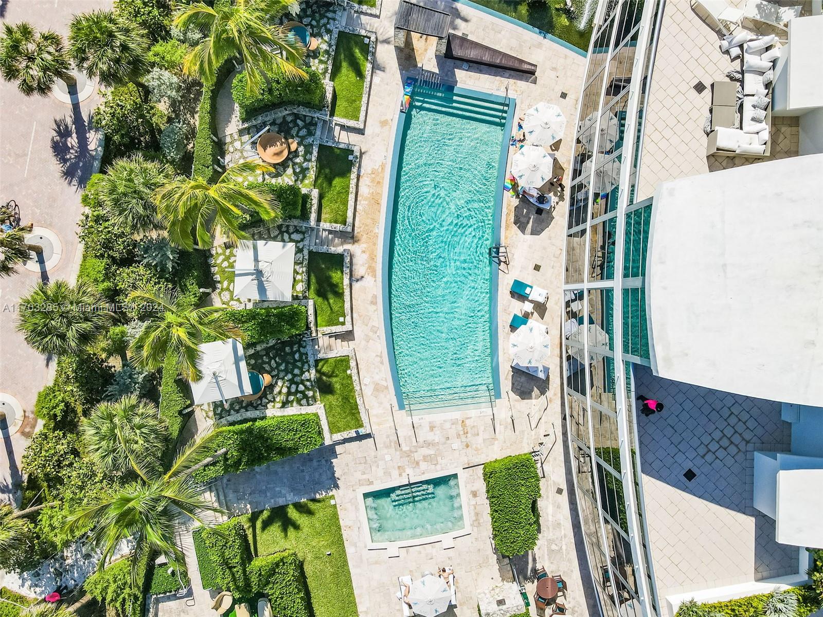 5875 Collins Ave # 1503