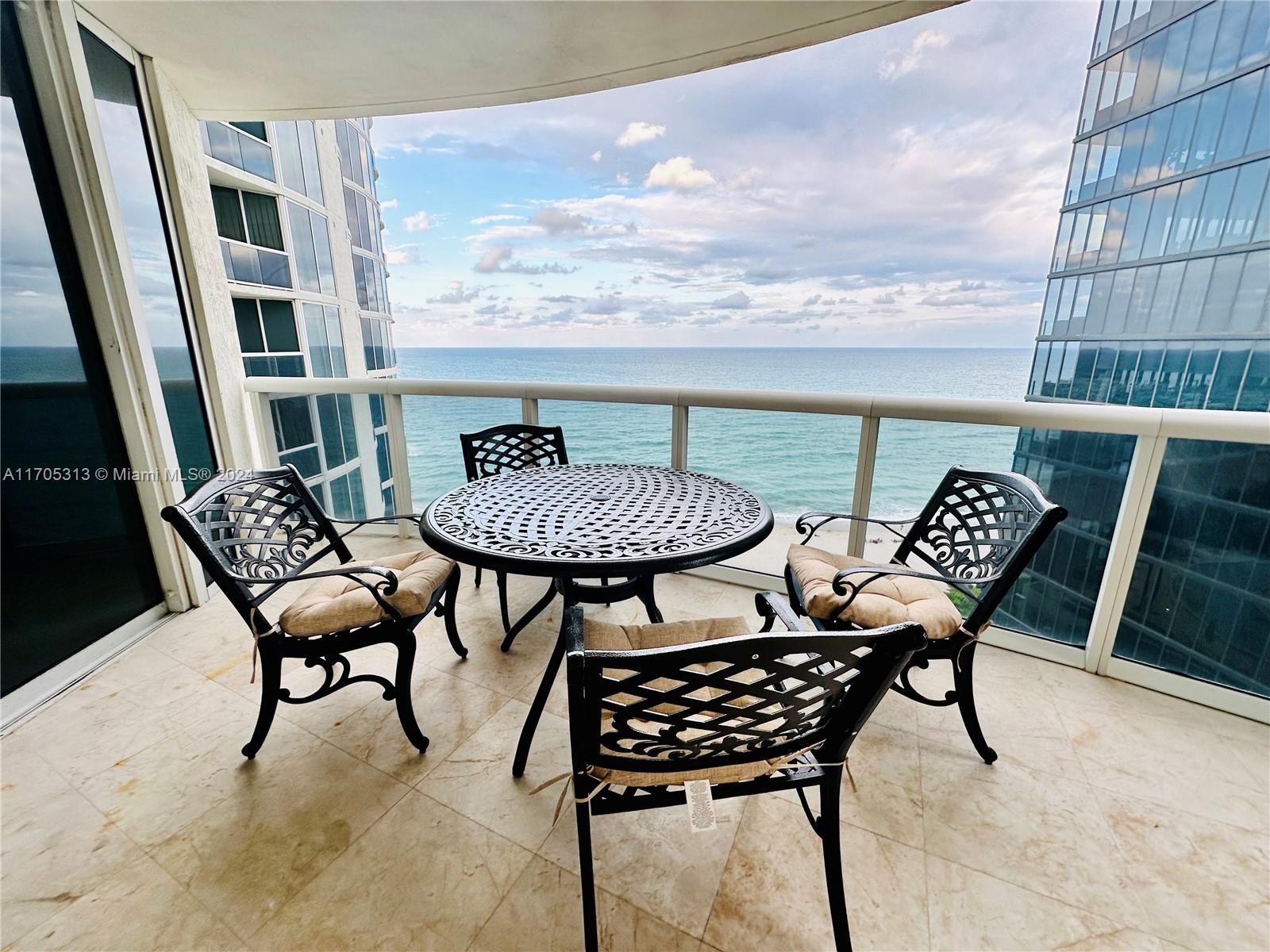 17201 Collins Ave # 1505