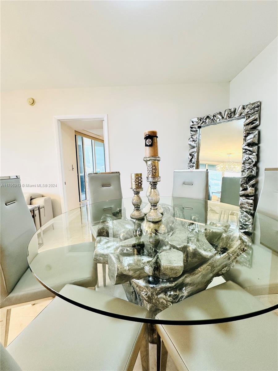 17201 Collins Ave # 1505
