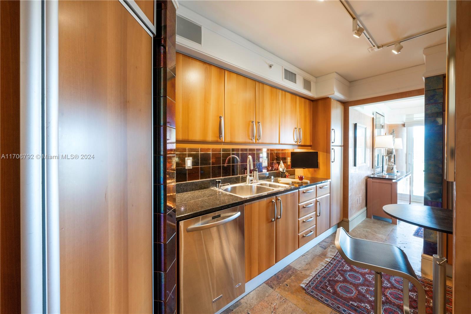 16500 Collins Ave # 754