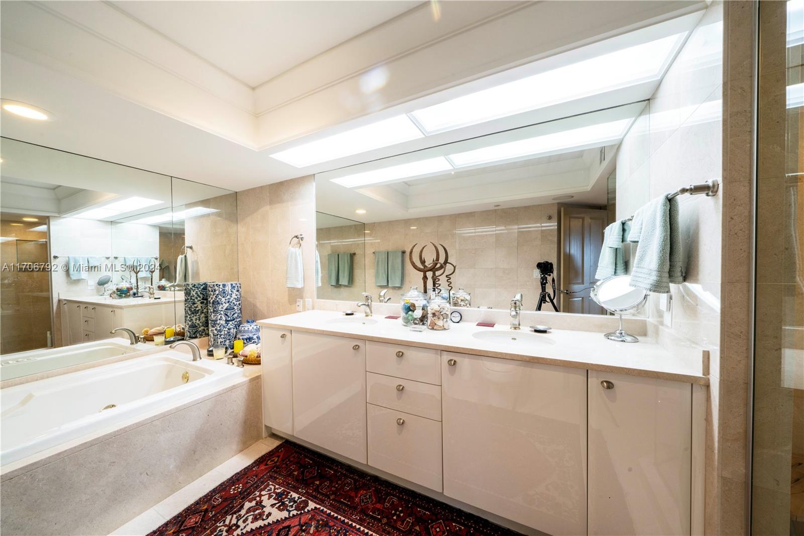 16500 Collins Ave # 754