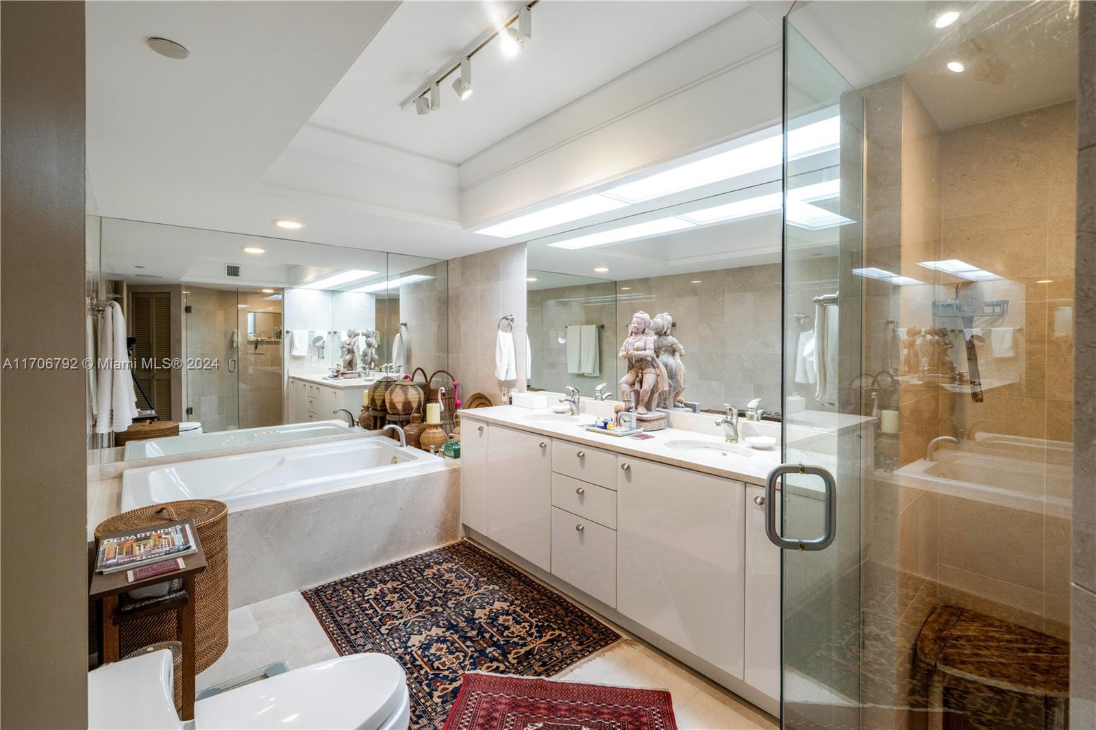 16500 Collins Ave # 754
