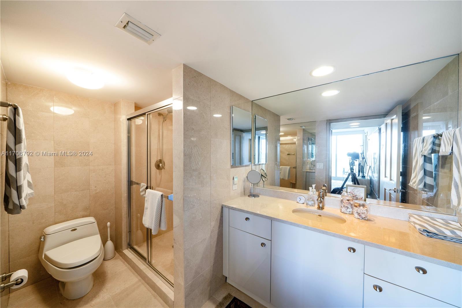 16500 Collins Ave # 754