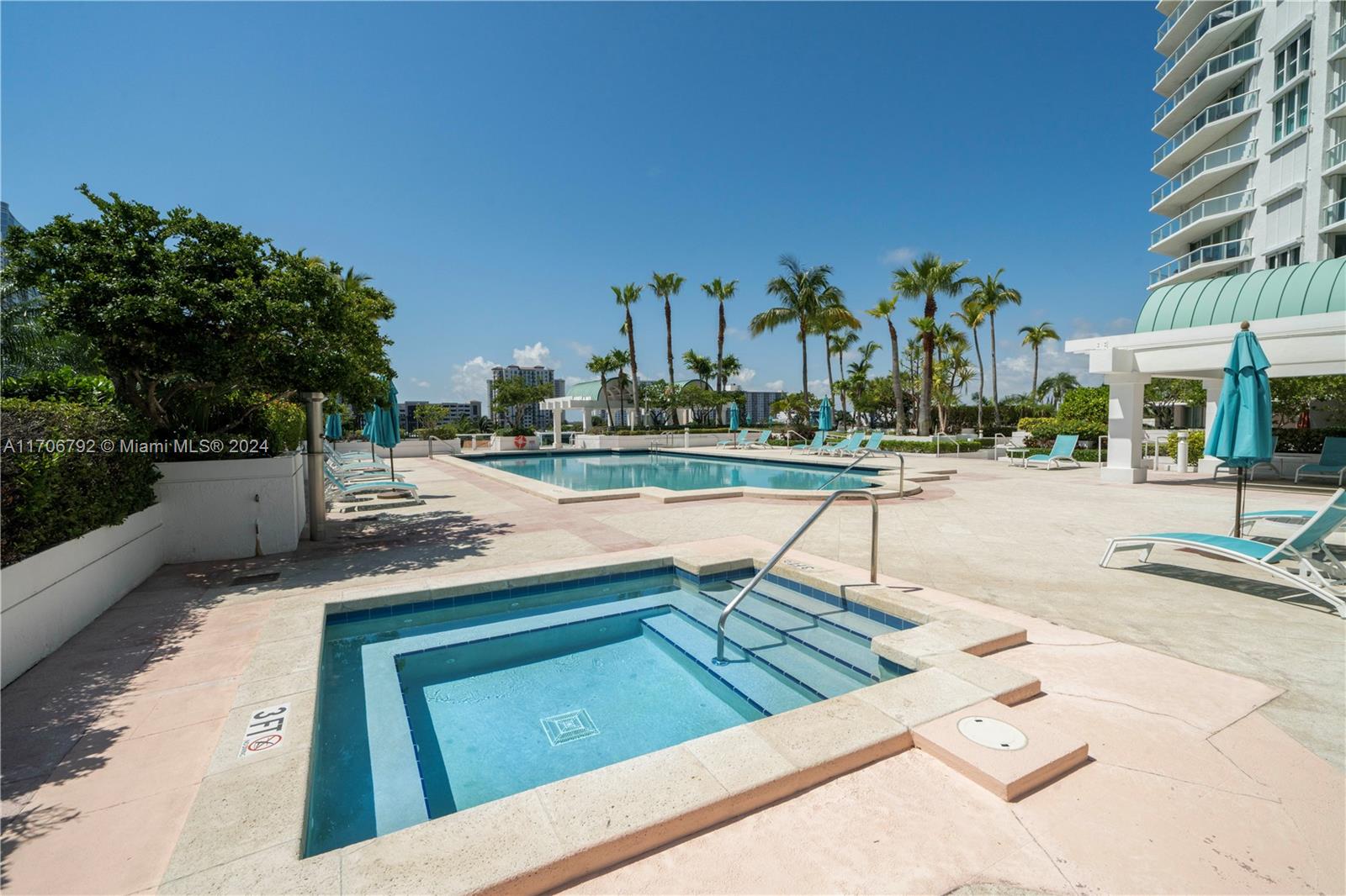 16500 Collins Ave # 754
