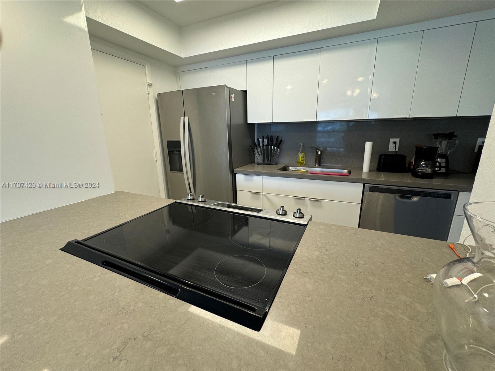 195 Sunrise Dr # 9