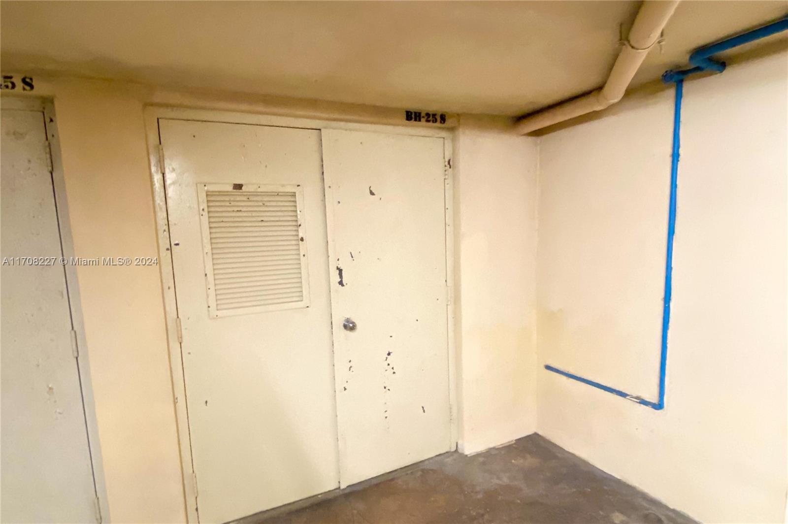 520 Brickell Key Dr Unit: A-BH25