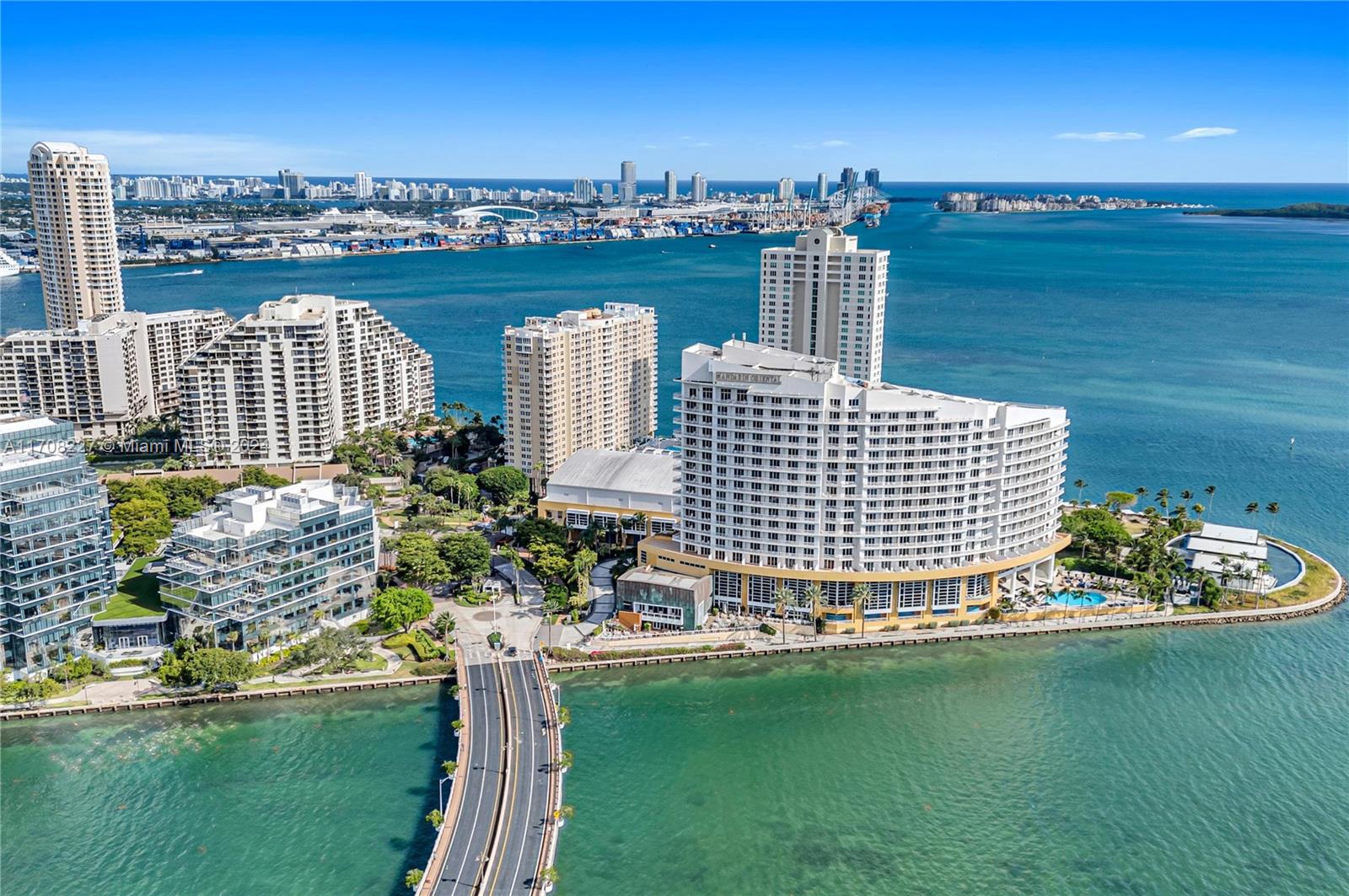520 Brickell Key Dr Unit: A-BH25