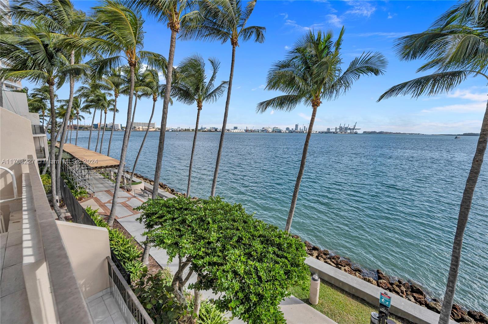 520 Brickell Key Dr Unit: A-BH25
