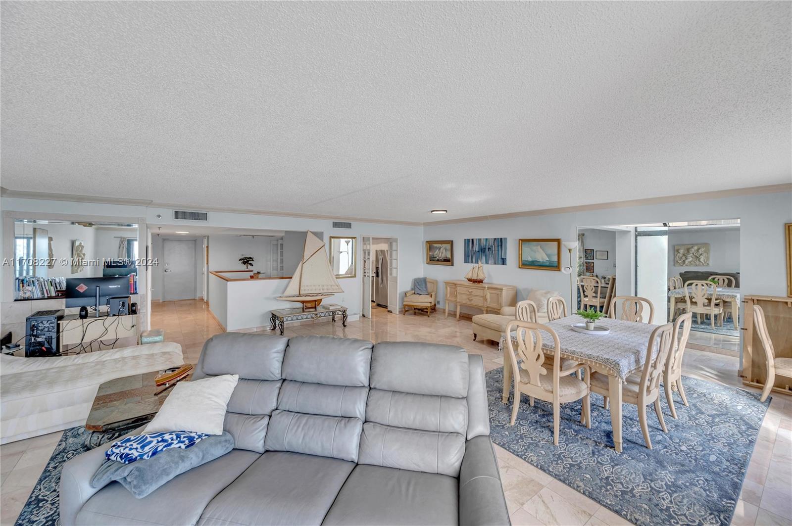 520 Brickell Key Dr Unit: A-BH25