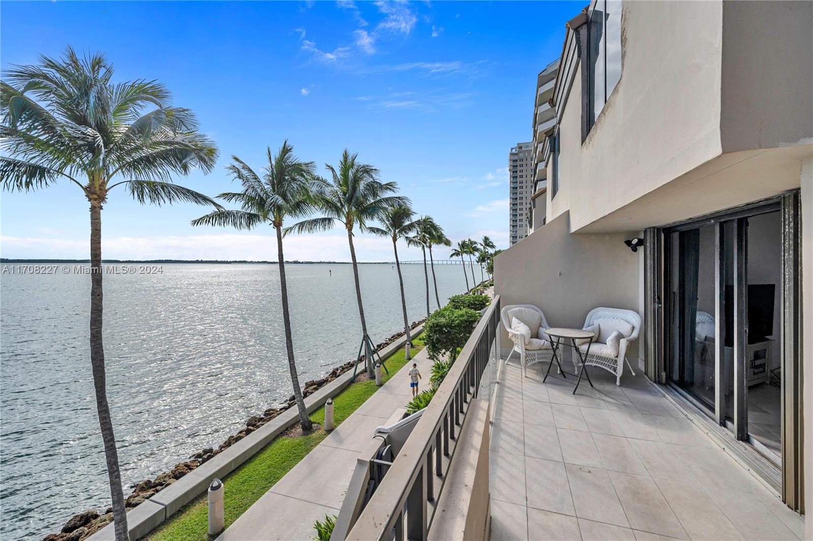 520 Brickell Key Dr Unit: A-BH25