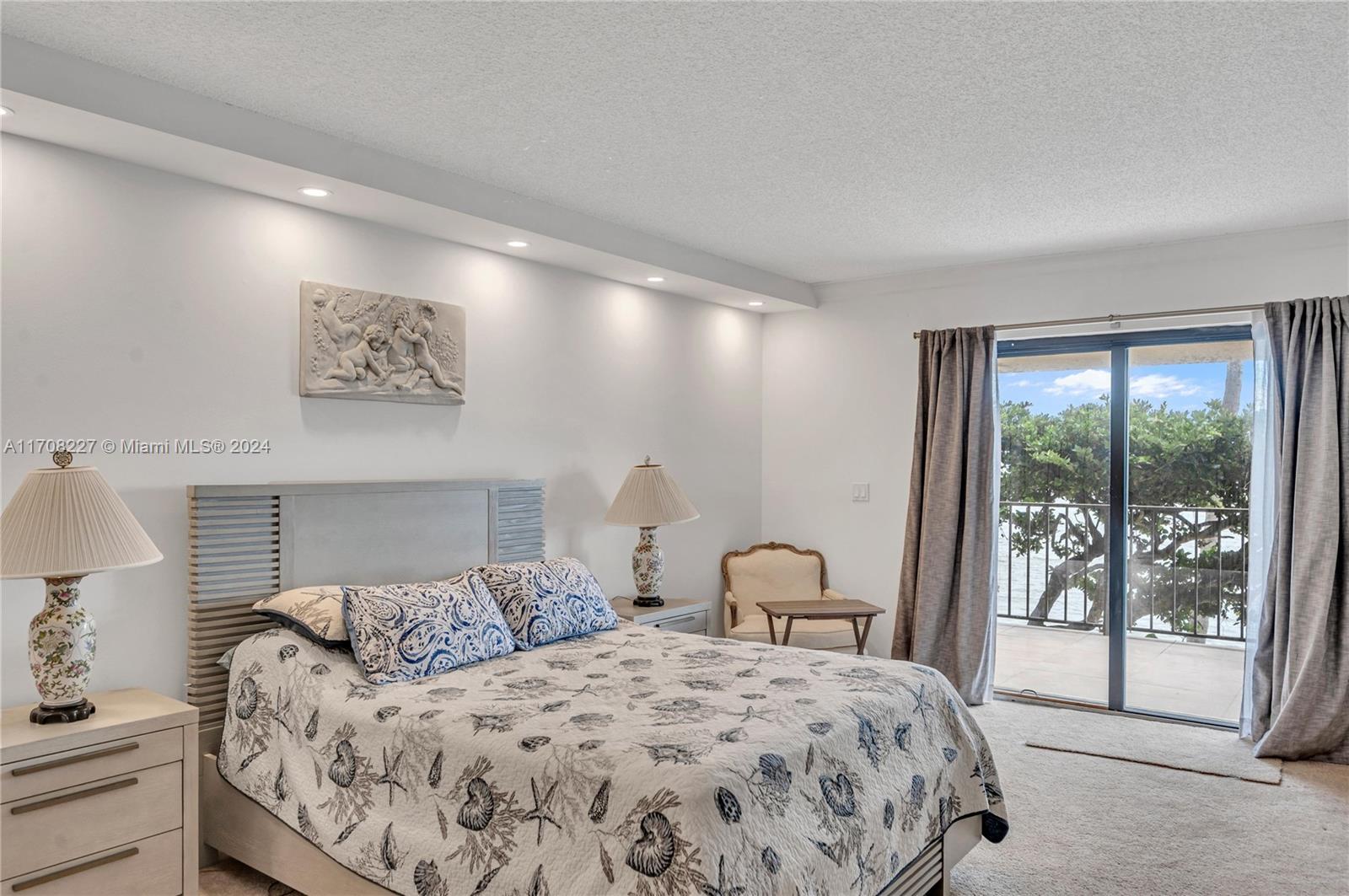 520 Brickell Key Dr Unit: A-BH25