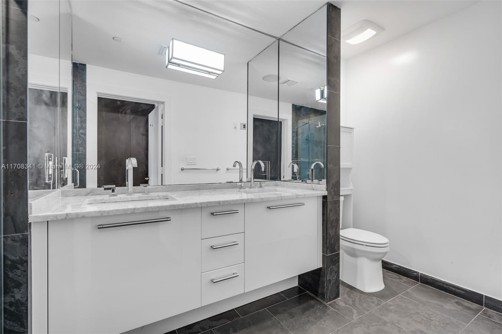 900 Biscayne Blvd # 3910