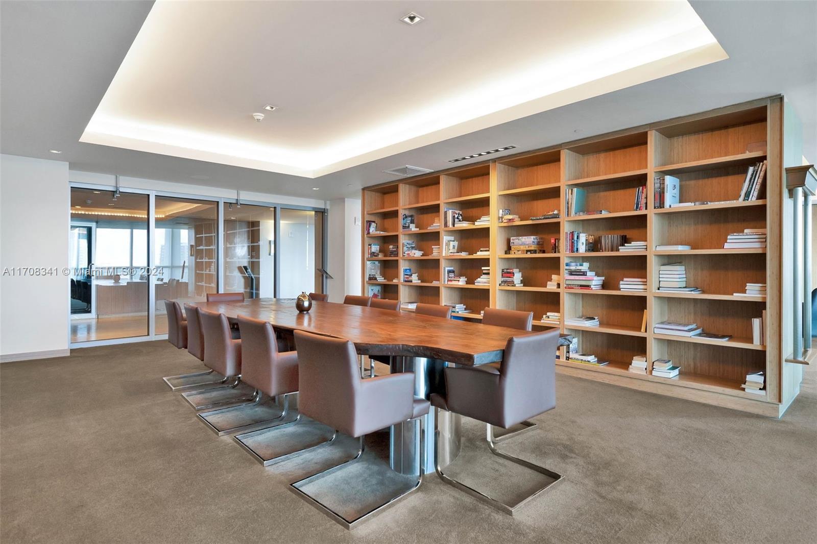 900 Biscayne Blvd # 3910