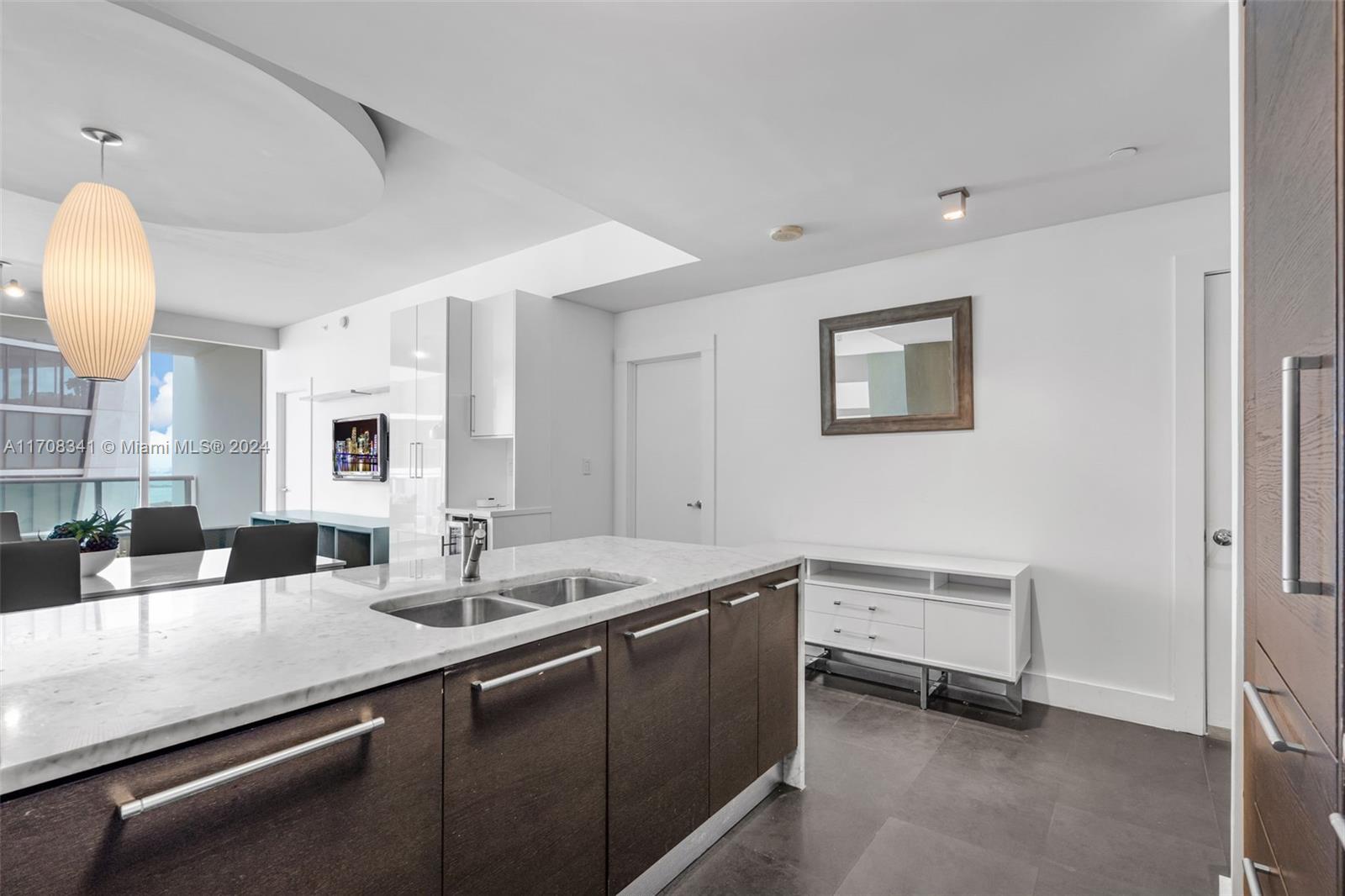900 Biscayne Blvd # 3910