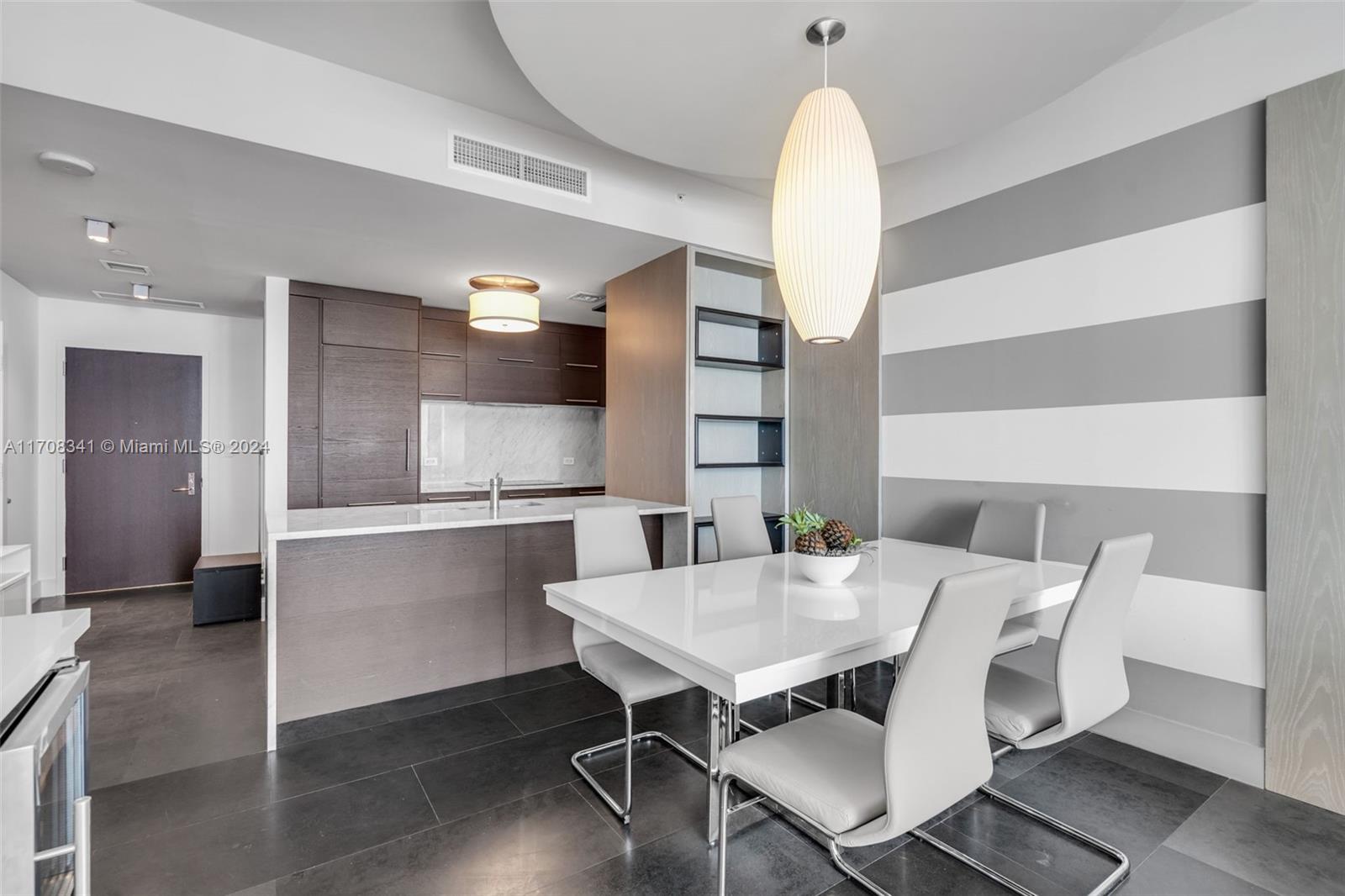 900 Biscayne Blvd # 3910