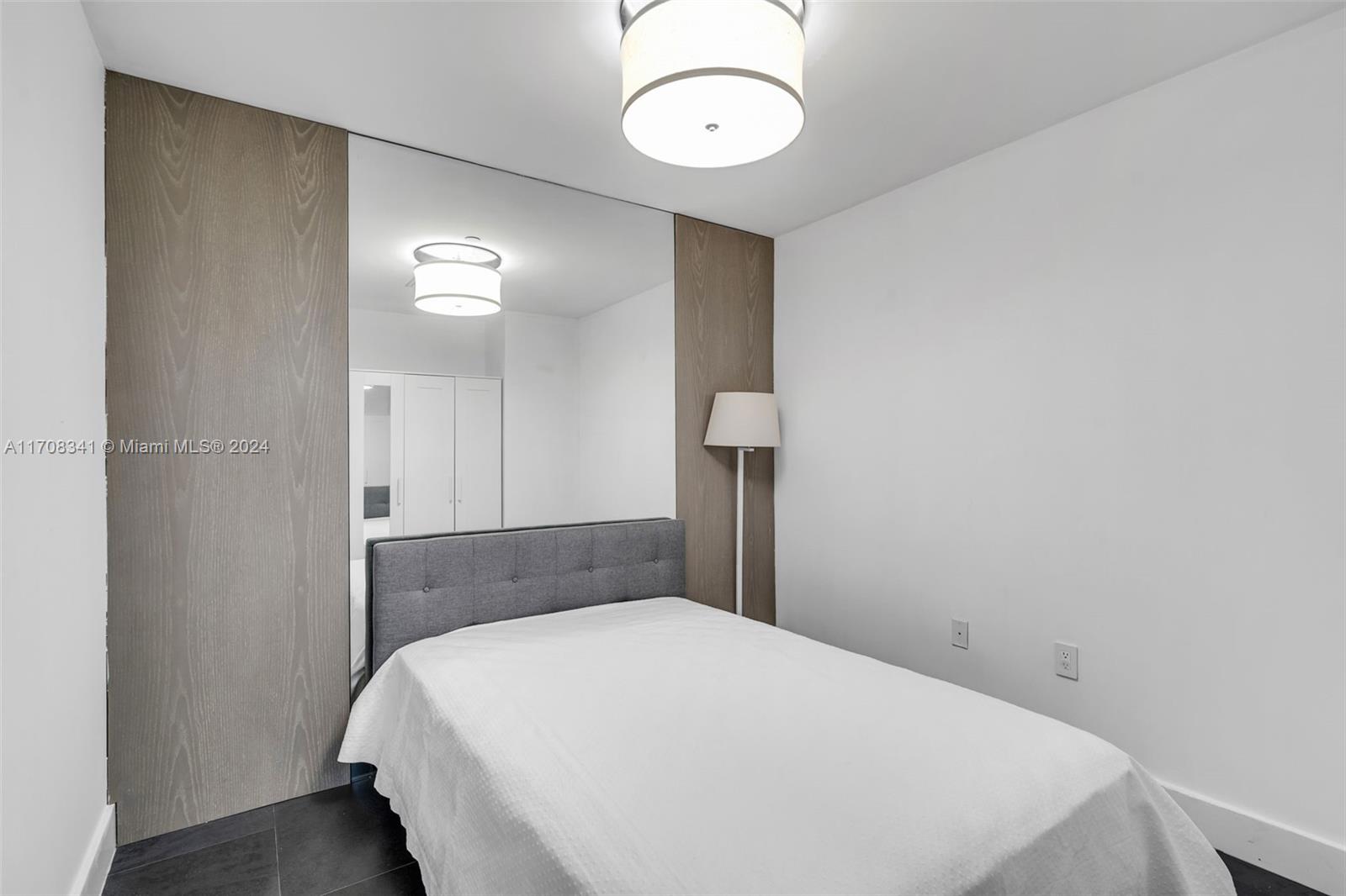 900 Biscayne Blvd # 3910