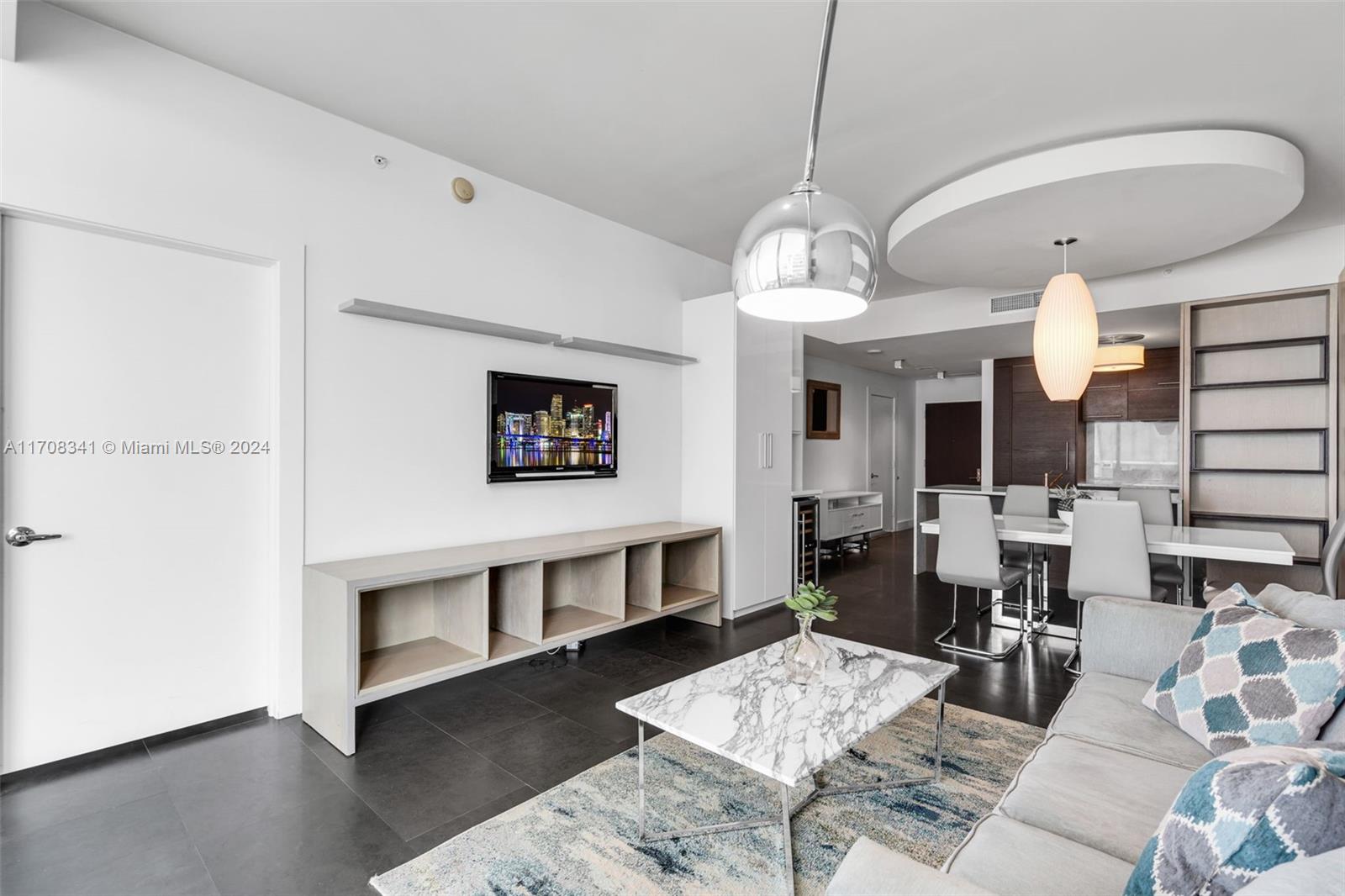 900 Biscayne Blvd # 3910