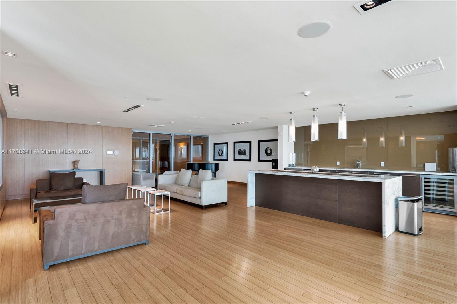 900 Biscayne Blvd # 3910