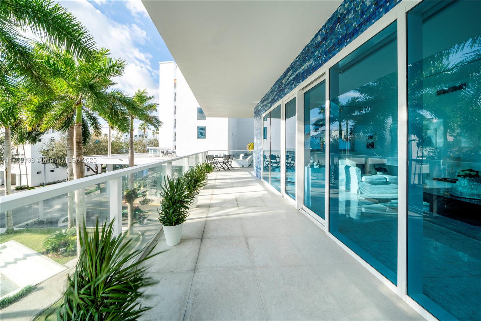 6103 Aqua Ave # 301