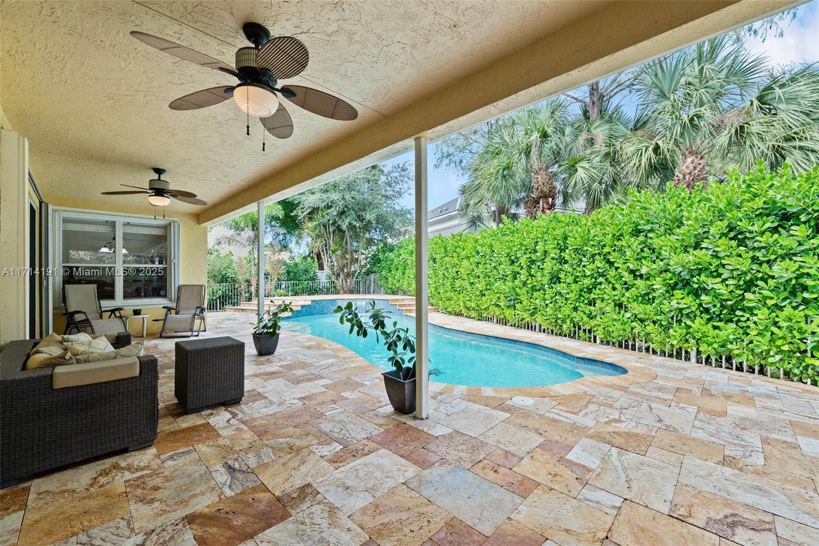9543 NW 52 Pl