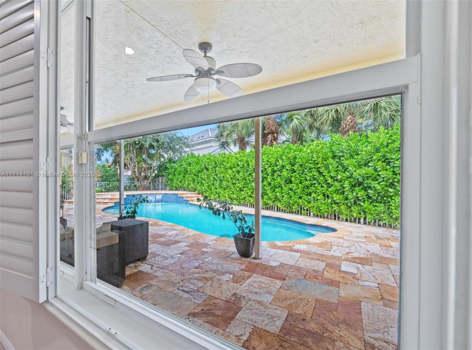 9543 NW 52 Pl
