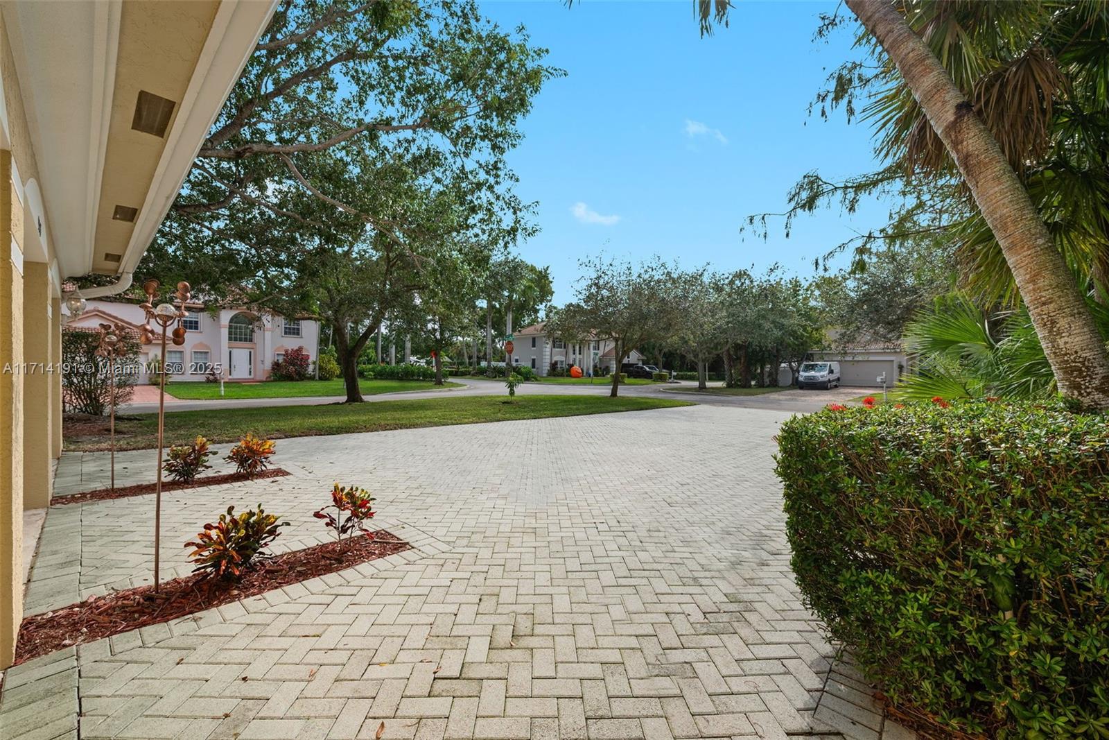 9543 NW 52 Pl