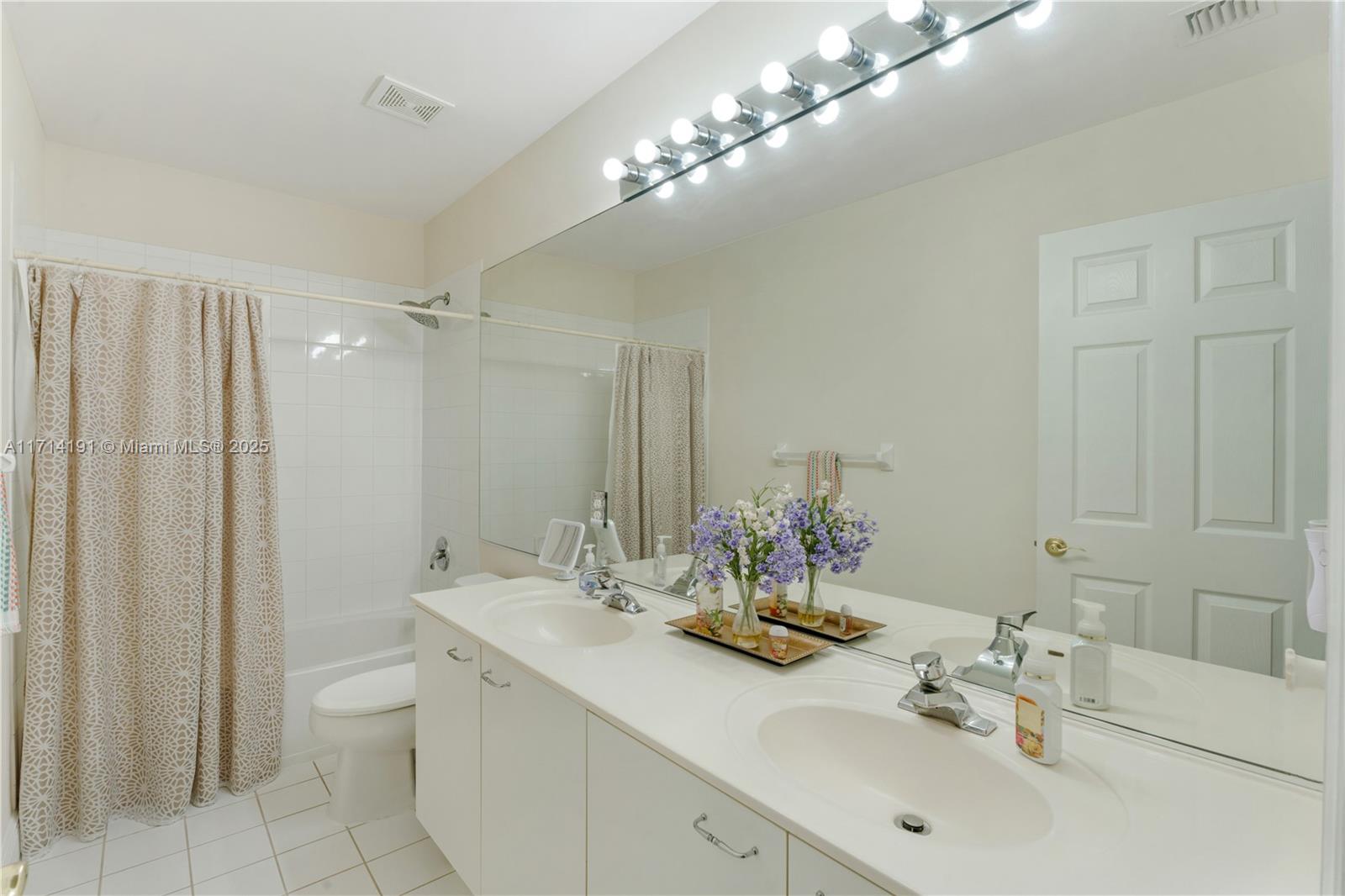 9543 NW 52 Pl