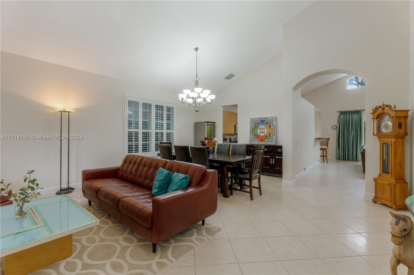 9543 NW 52 Pl
