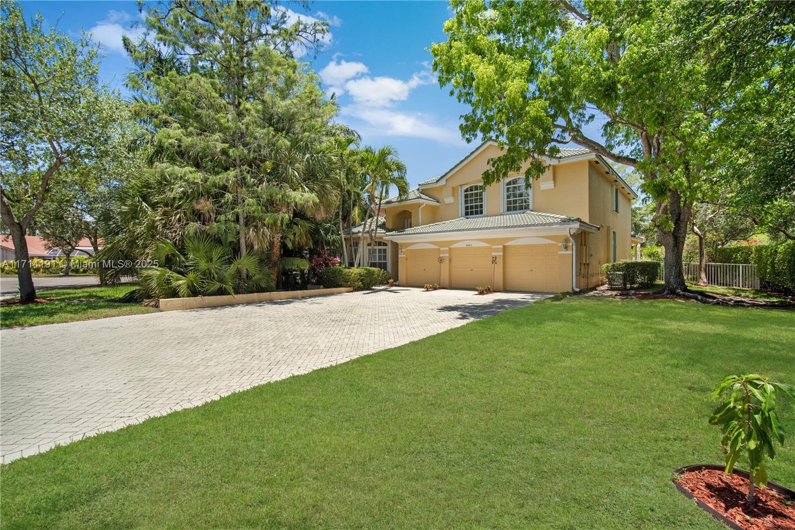 9543 NW 52 Pl