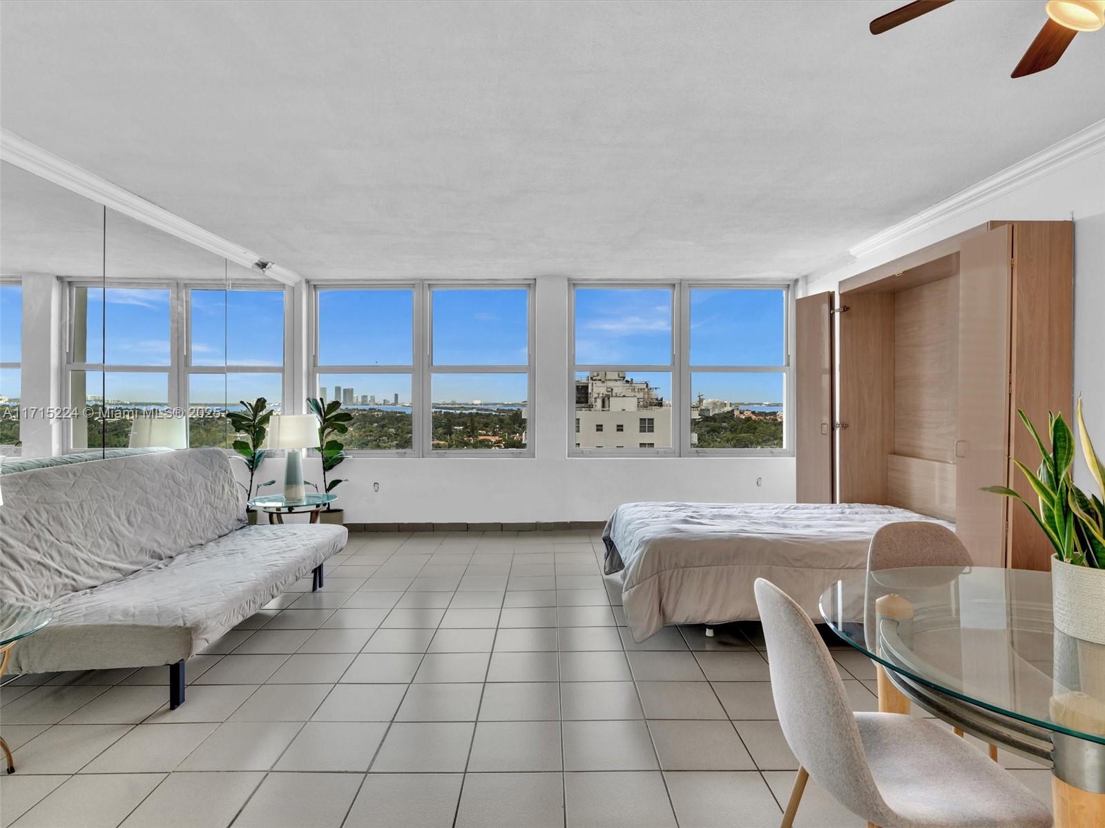 2899 Collins Ave # 1604