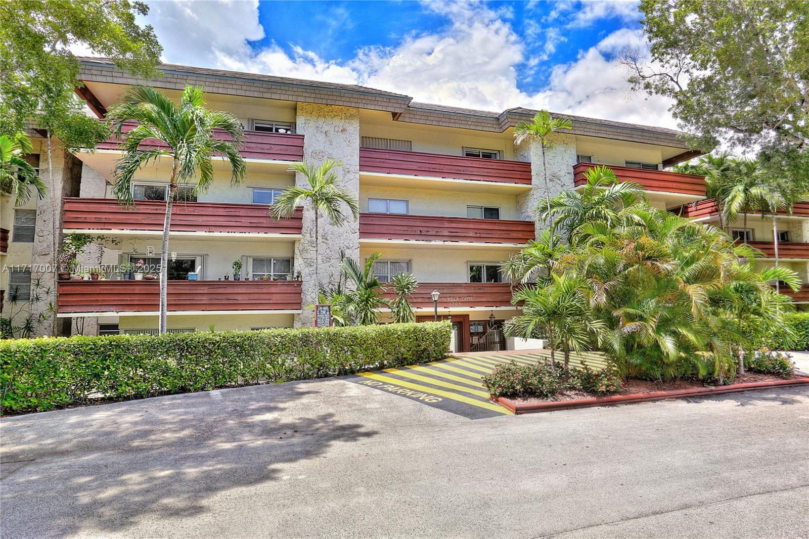 1205 Mariposa Ave # 418