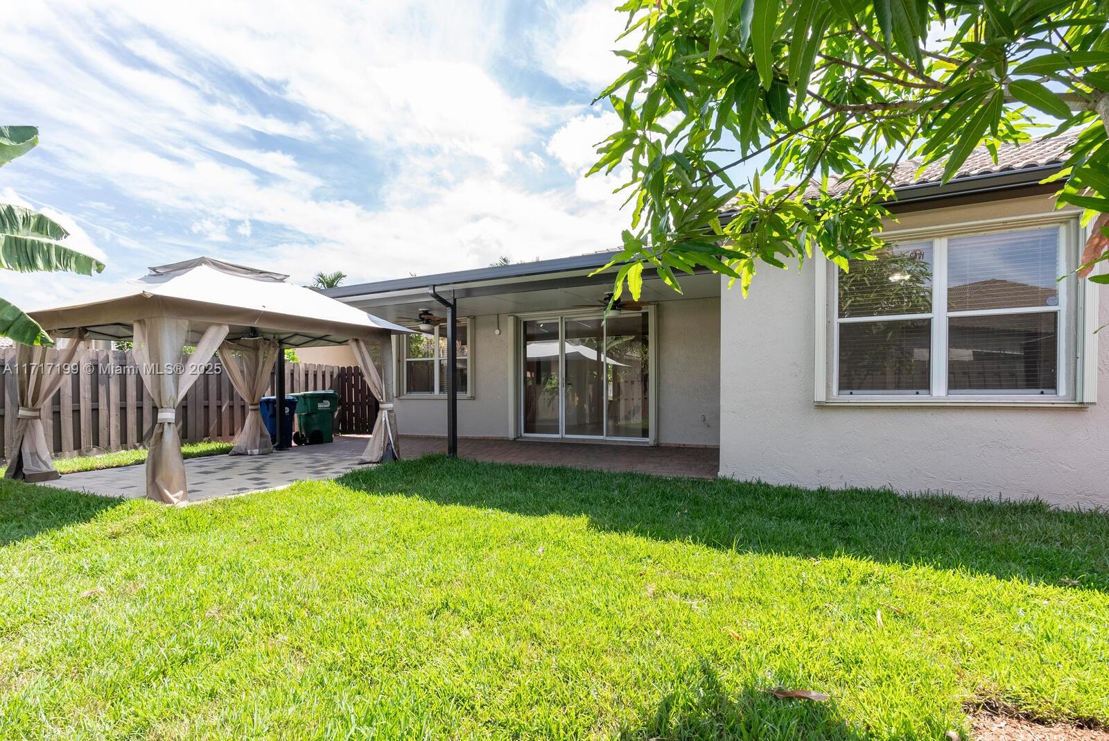 8885 NW 168th St