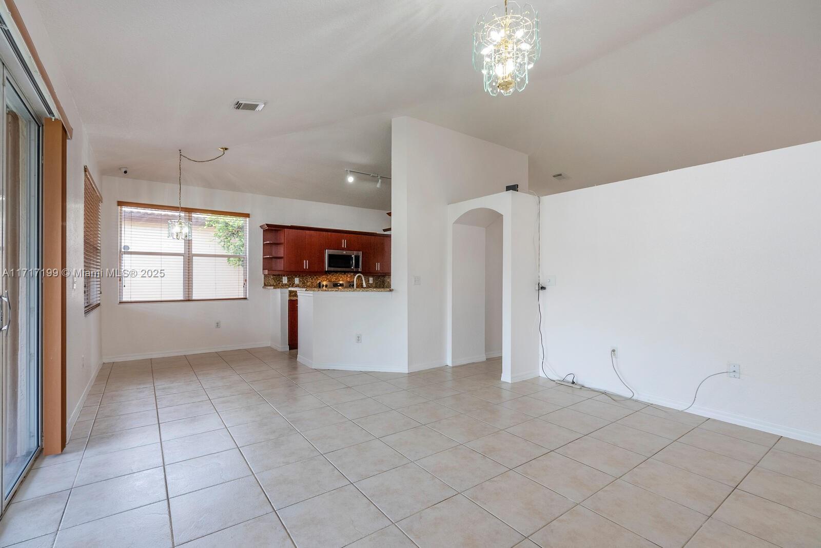 8885 NW 168th St