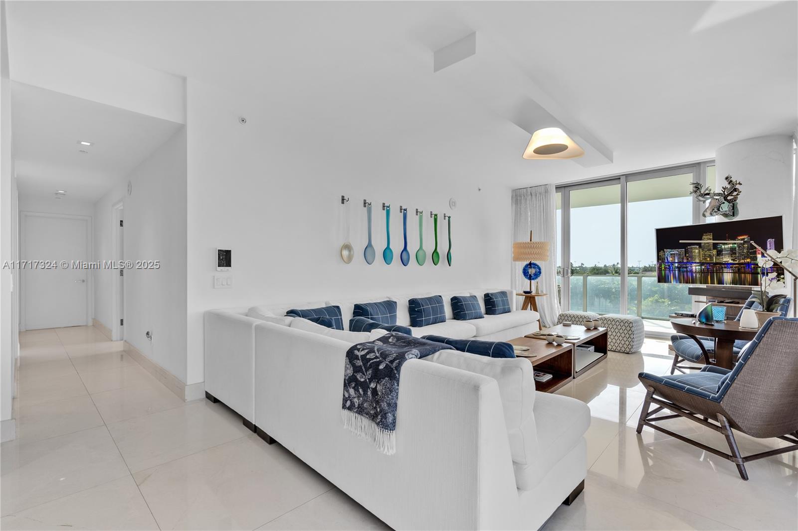 350 Ocean Dr # 401N