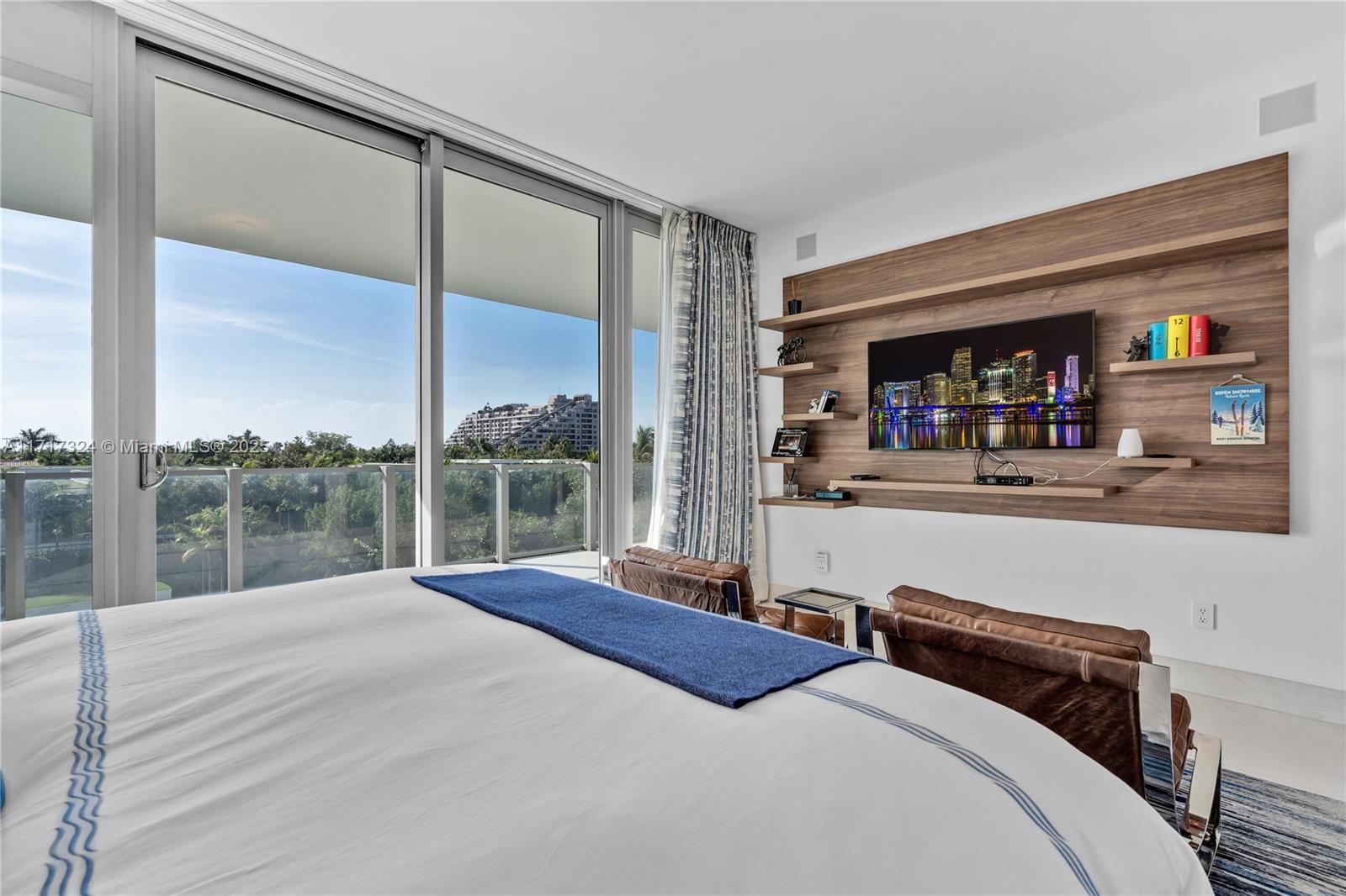 350 Ocean Dr # 401N