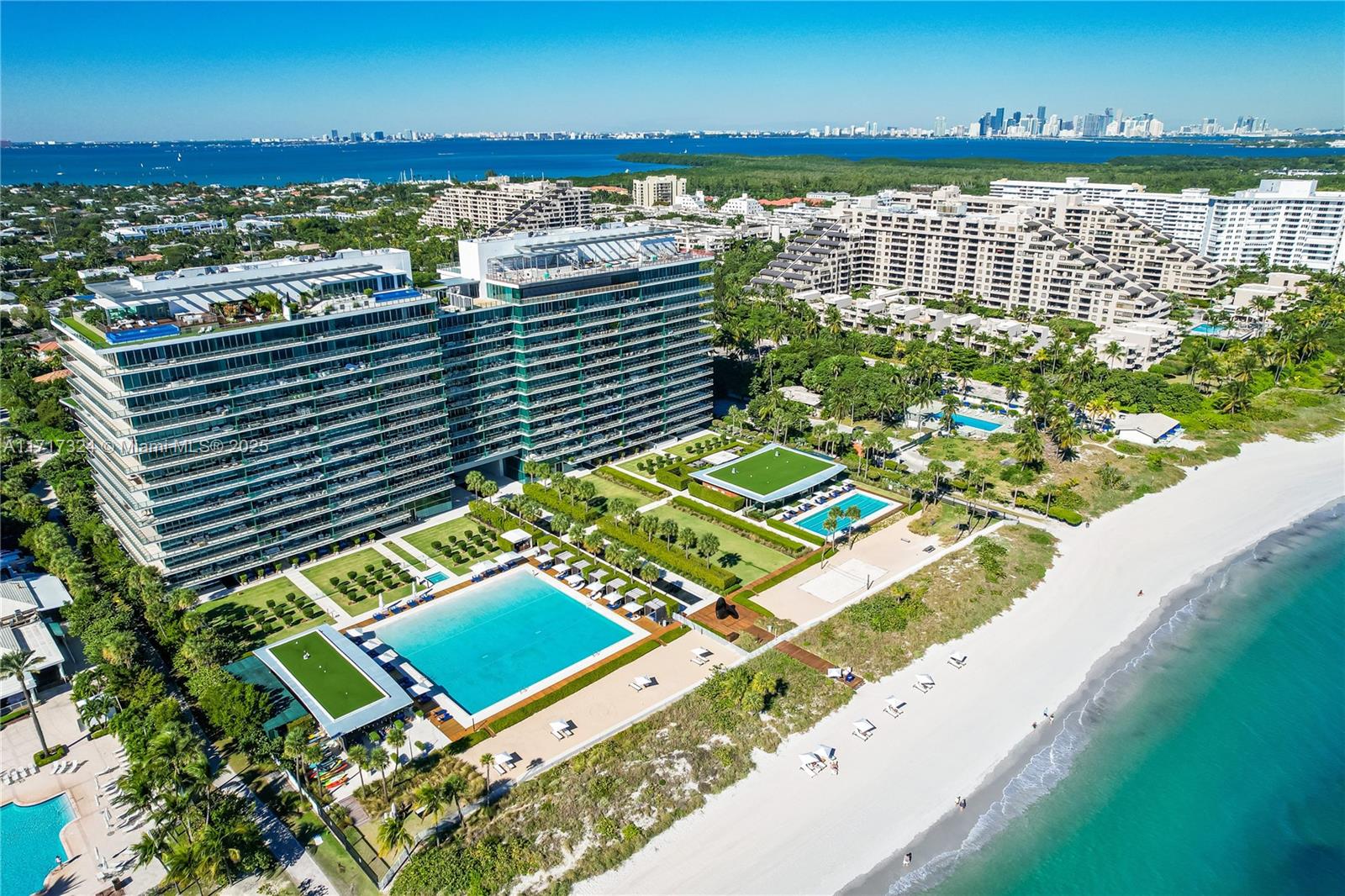 350 Ocean Dr # 401N