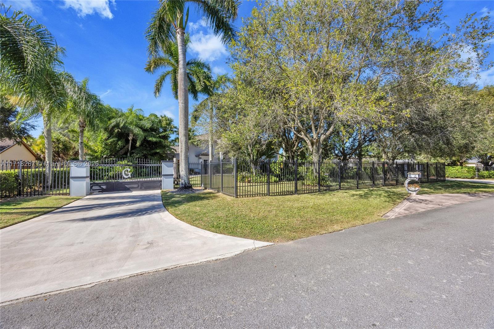 29320 SW 205th Ave