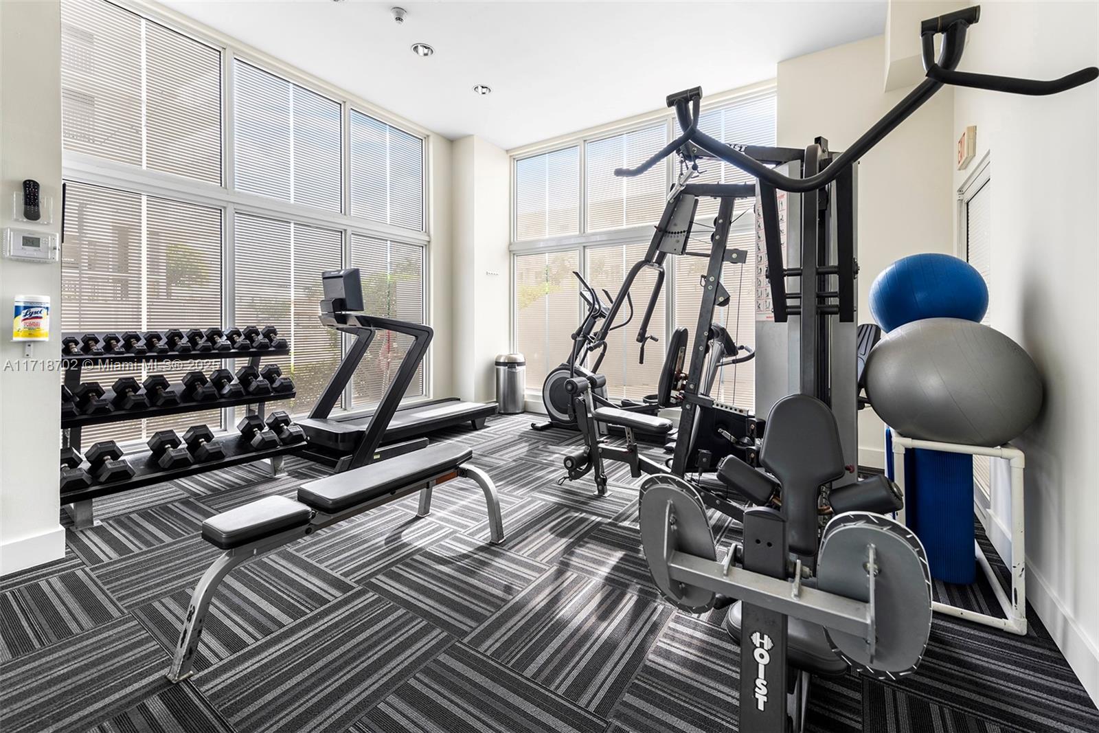 2600 SW 27th Ave Unit: PH04