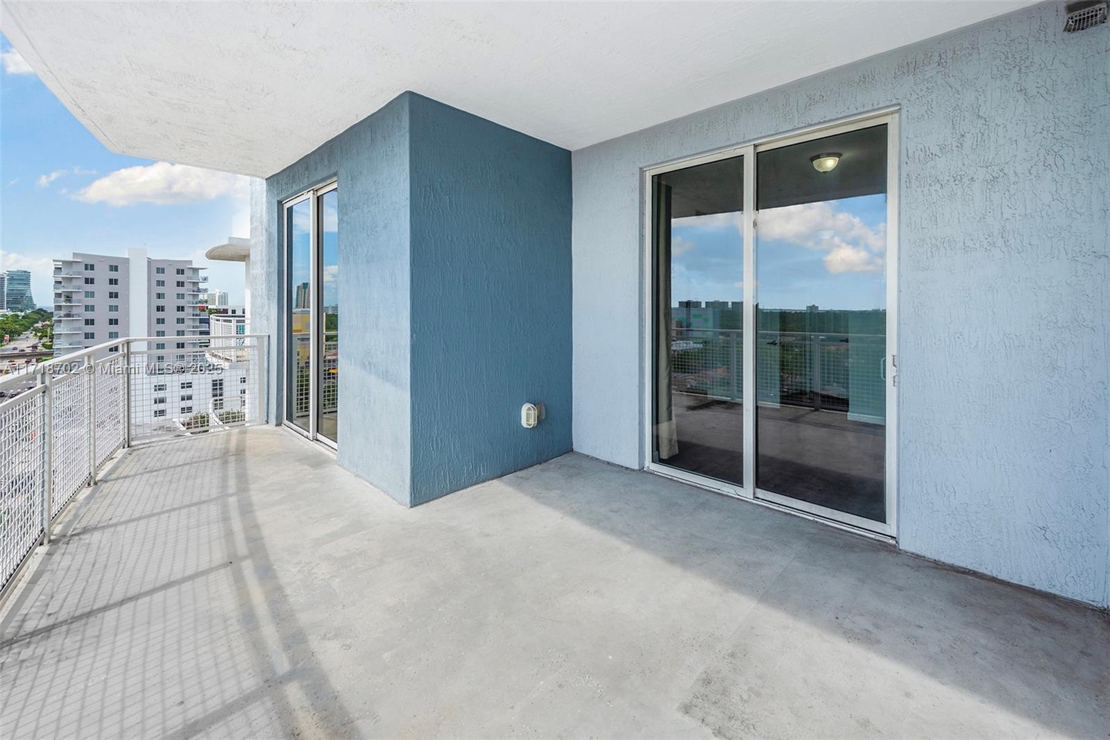 2600 SW 27th Ave Unit: PH04