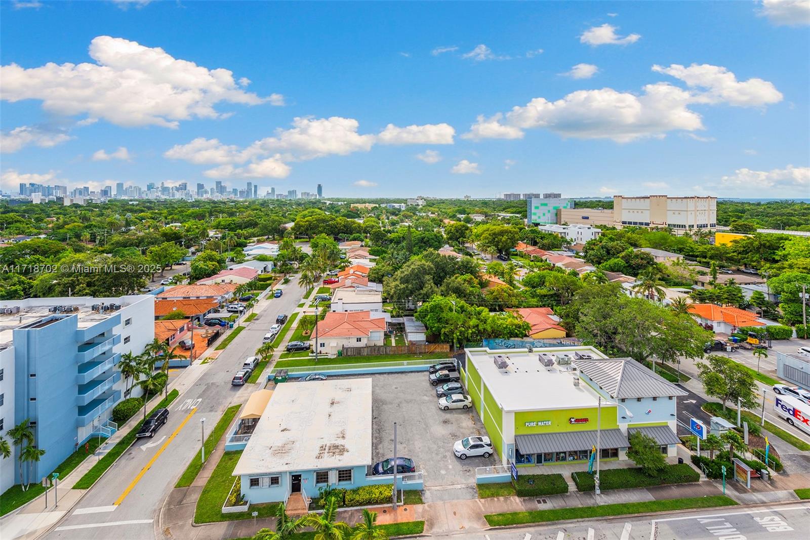 2600 SW 27th Ave Unit: PH04