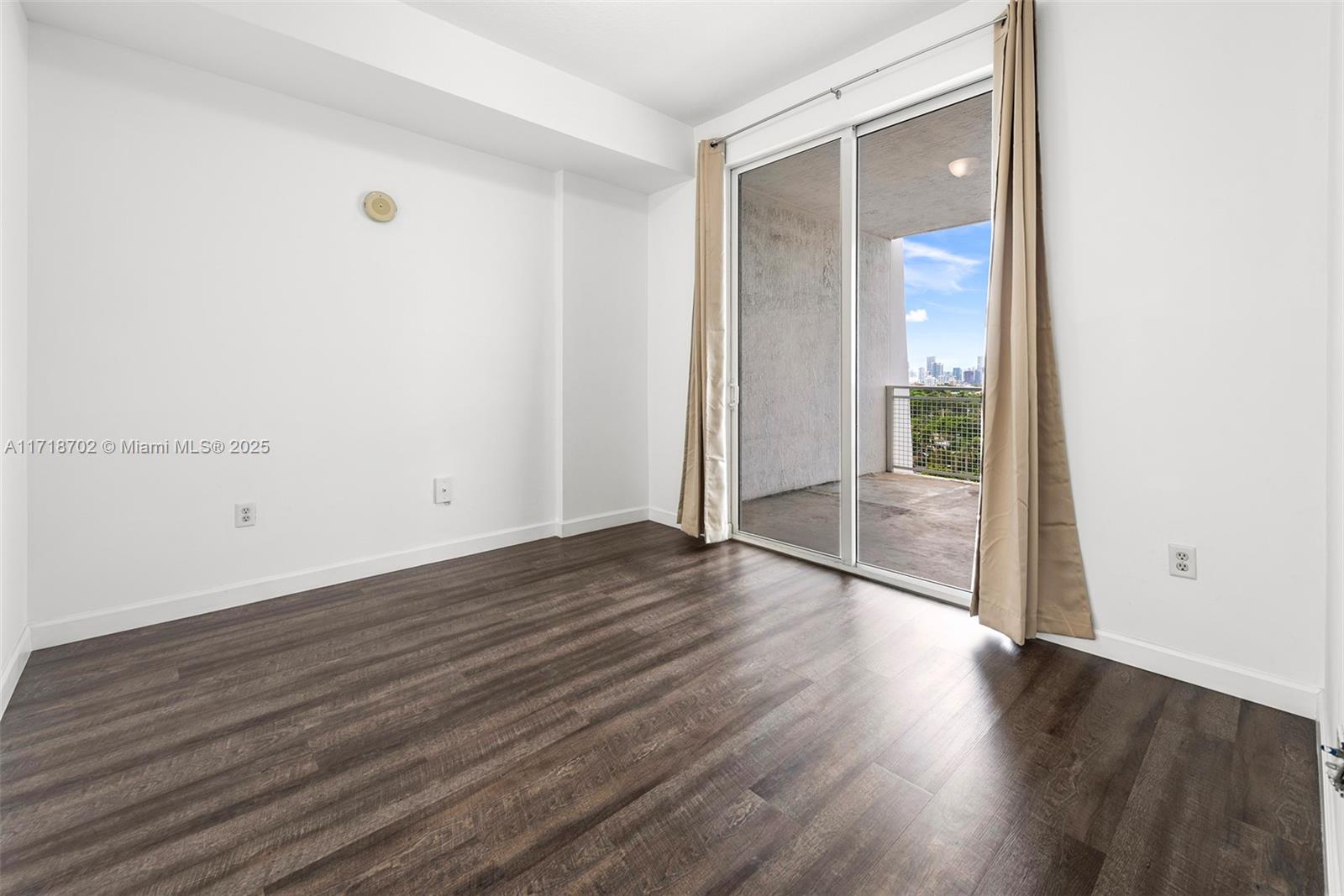 2600 SW 27th Ave Unit: PH04