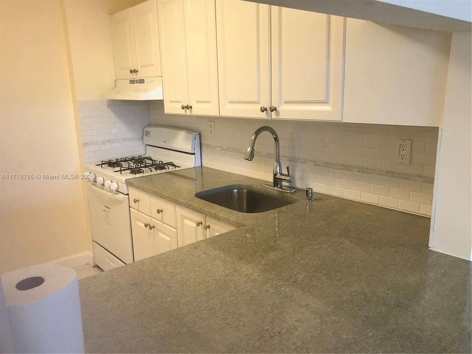 13120 SW 92nd Ave # 314 Unit: B-314