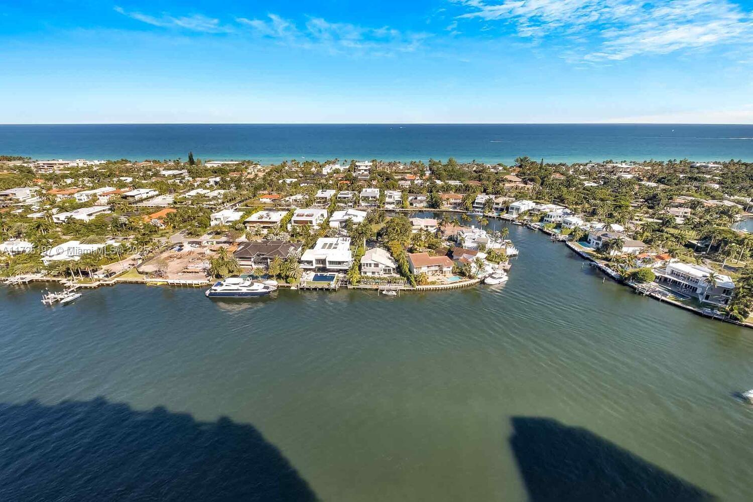 20201 E Country Club Dr Unit: PH2705