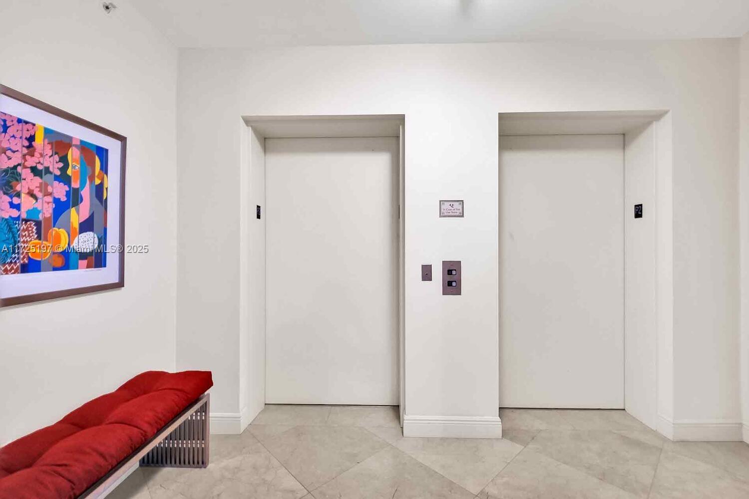 20201 E Country Club Dr Unit: PH2705