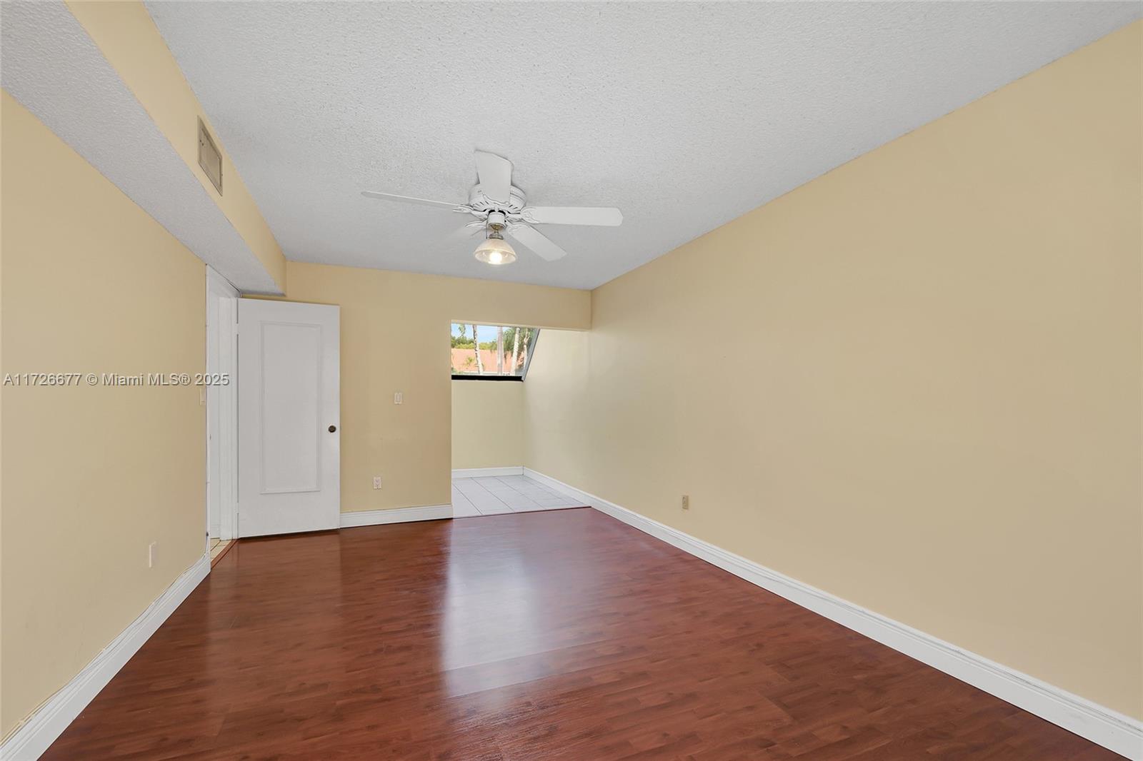 3545 Magellan Cir # 5 Unit: 351-5