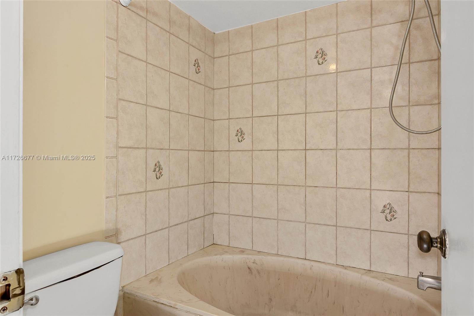 3545 Magellan Cir # 5 Unit: 351-5