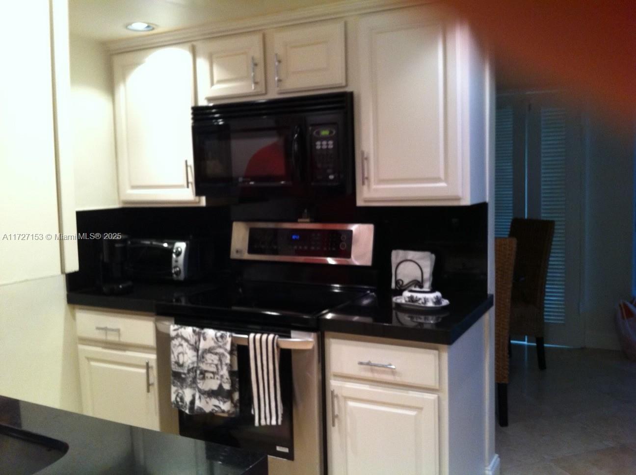 255 Sunrise Dr # 201